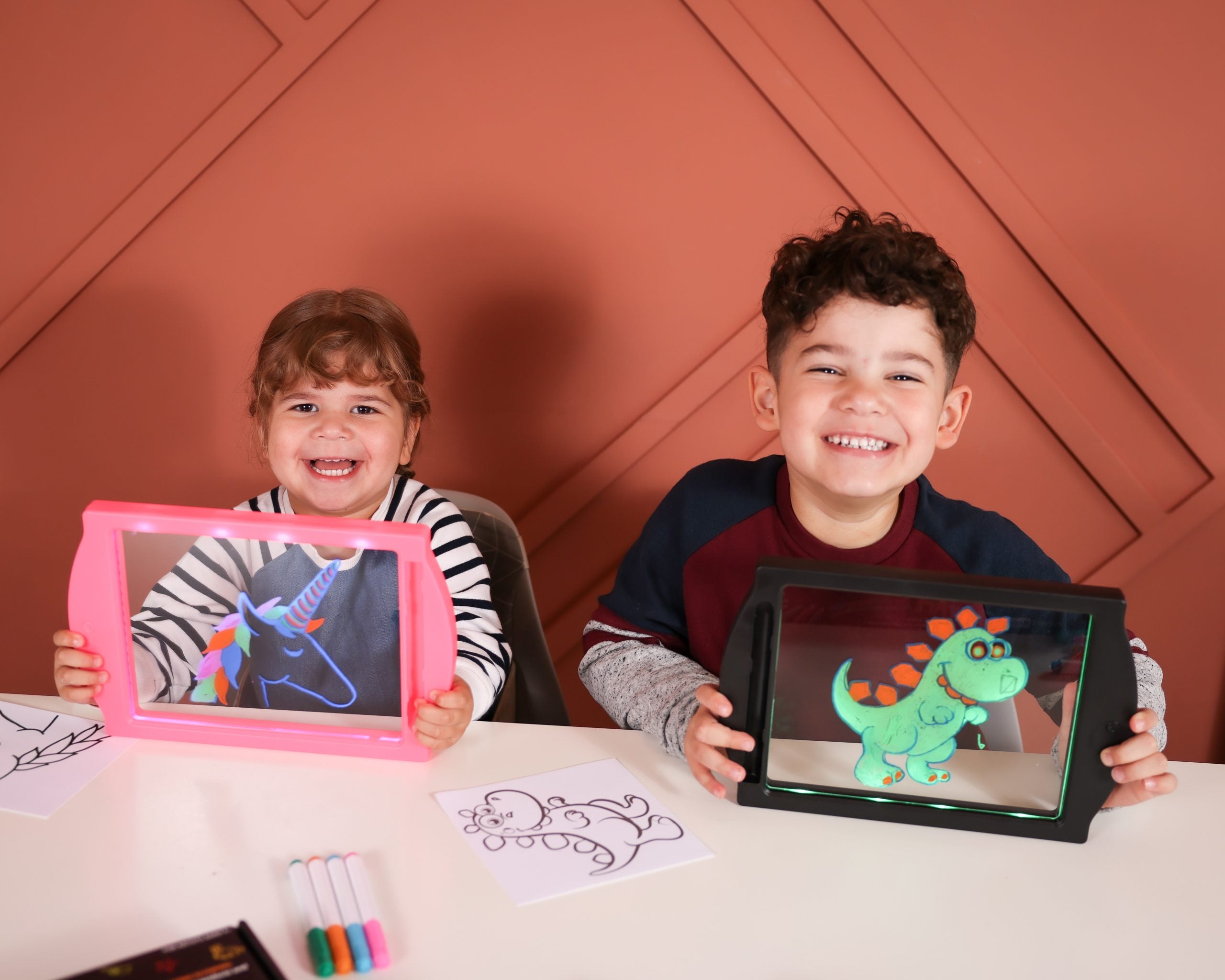 Marvin's Magic Glow Art - Pink – Marvin's Magic Worldwide